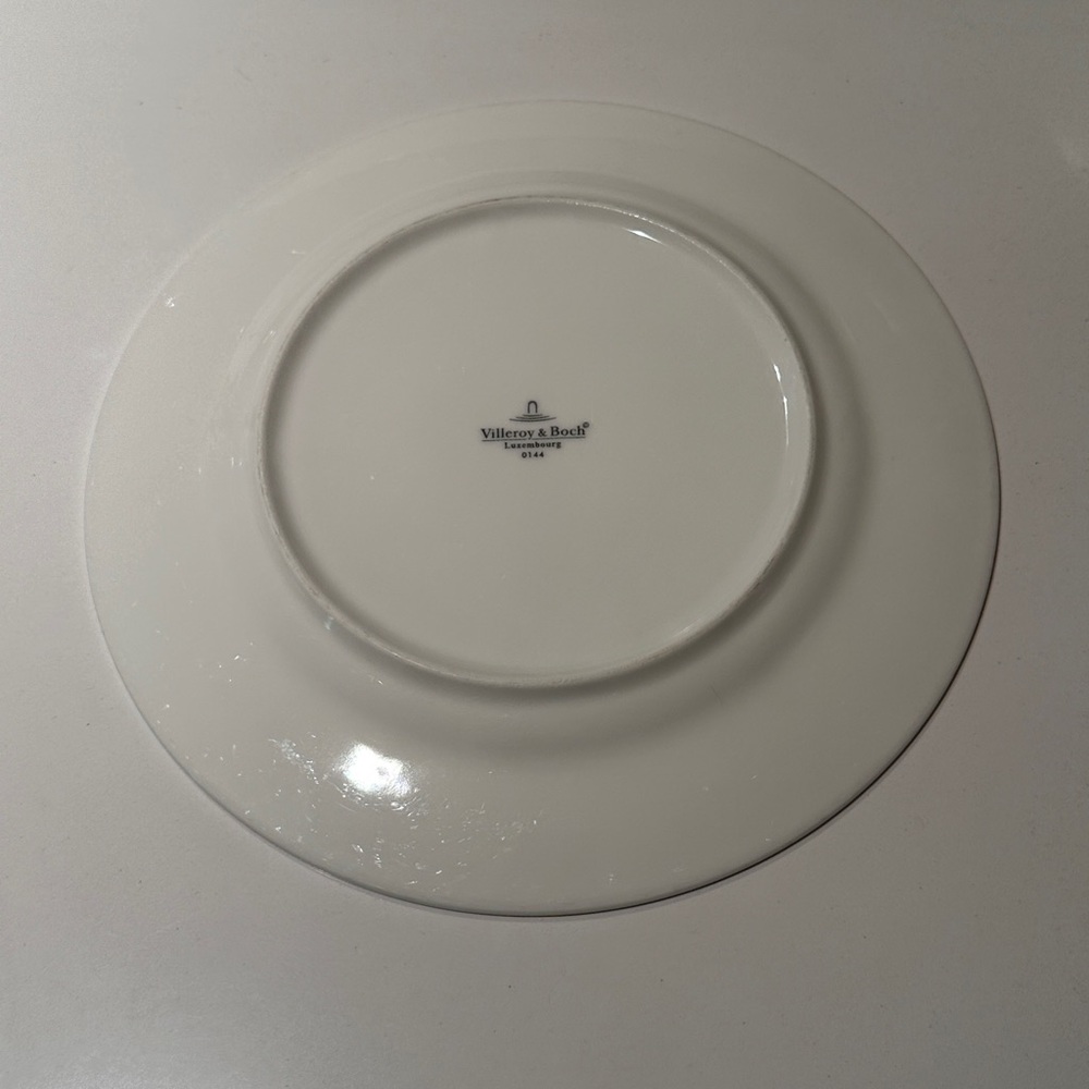 Villeroy & Boch Fine China Tipo Green Corn Dot 1 Single 8.25" Salad Plates AS IS - Picture 2 of 3